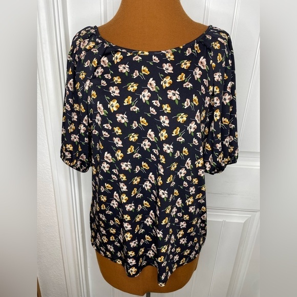 Perseption Concept Floral Puff Sleeve Top Size Medium - Picture 1 of 5